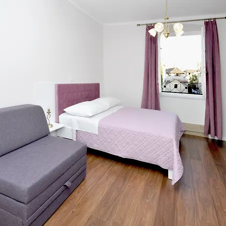 Palace Square Трогір