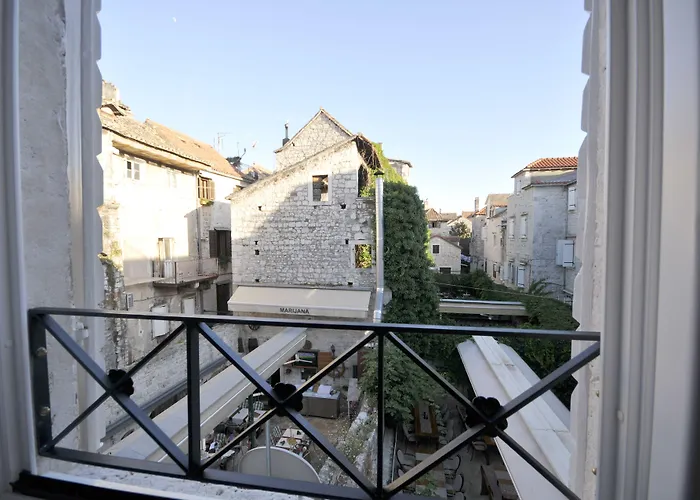 Penzion Palace Square