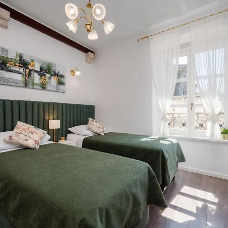 Гостевой дом Palace Square Трогир