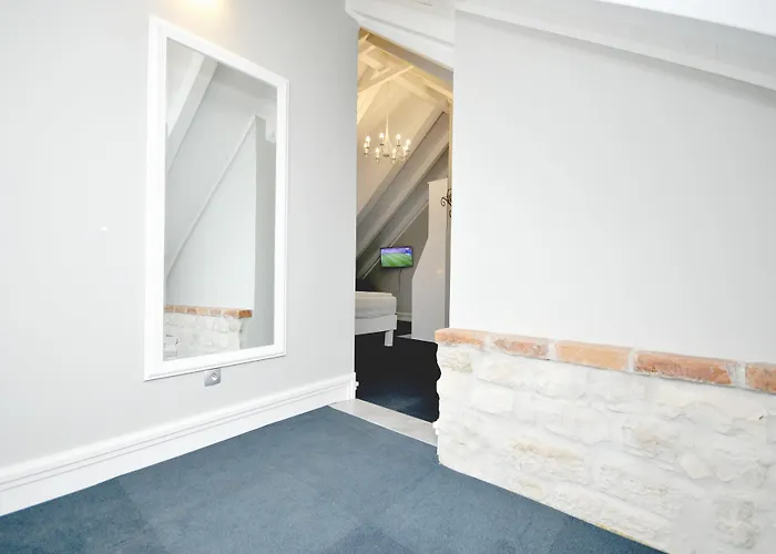 Gasthuis Palace Square 3*