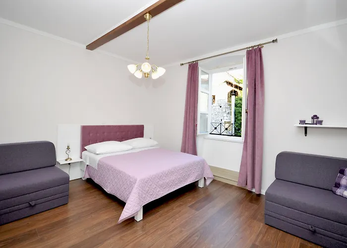 Palace Square Gasthuis 3*