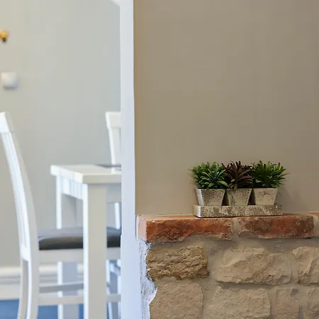 בית הארחה Palace Square