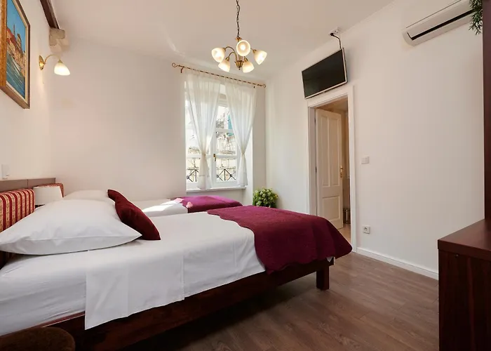 Casa de hóspedes Palace Square Trogir