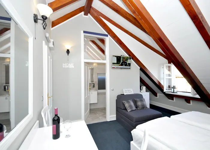 Palace Square Trogir